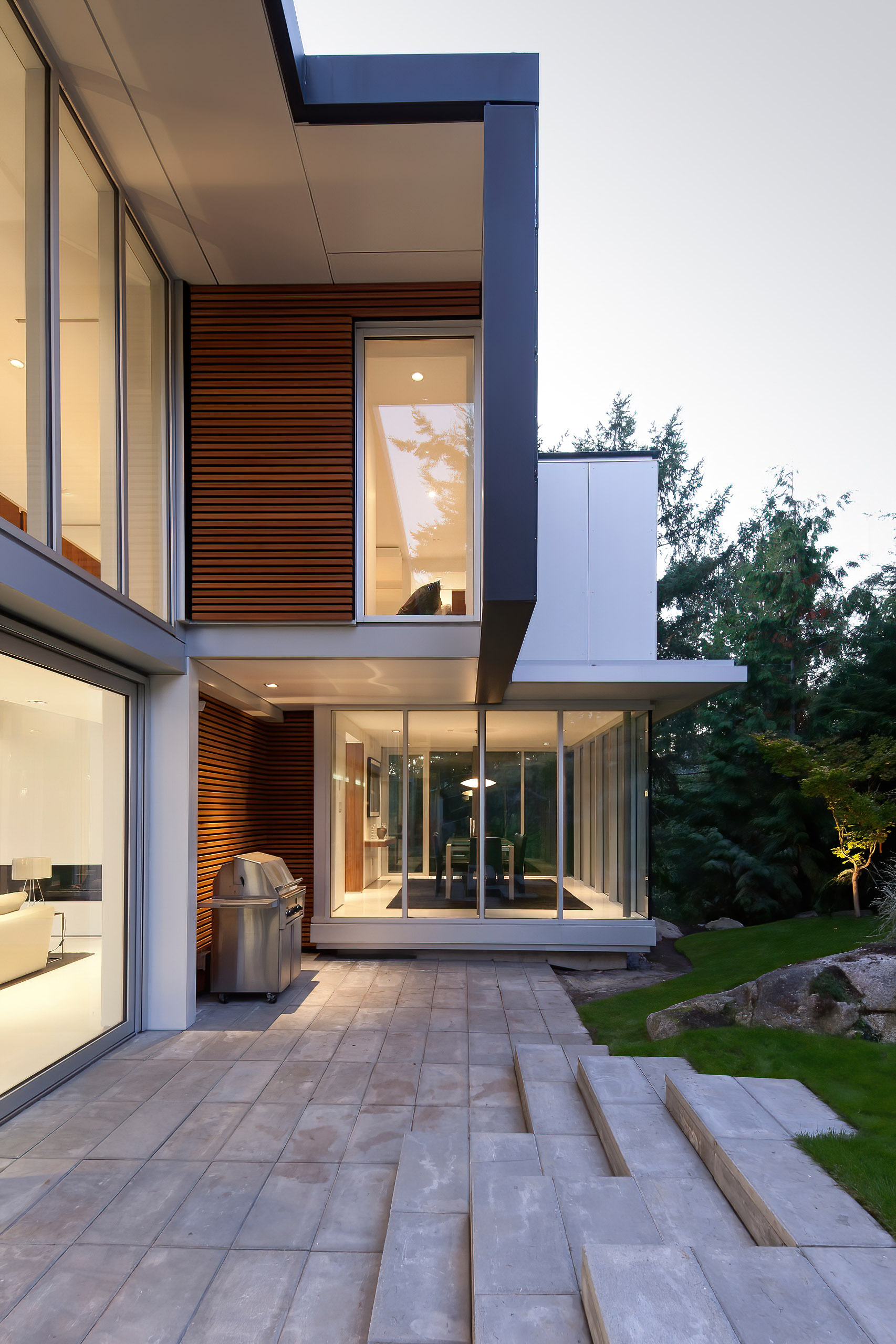 West Coast Modern - 4249 Rockbank Place, West Vancouver, BC, Canada