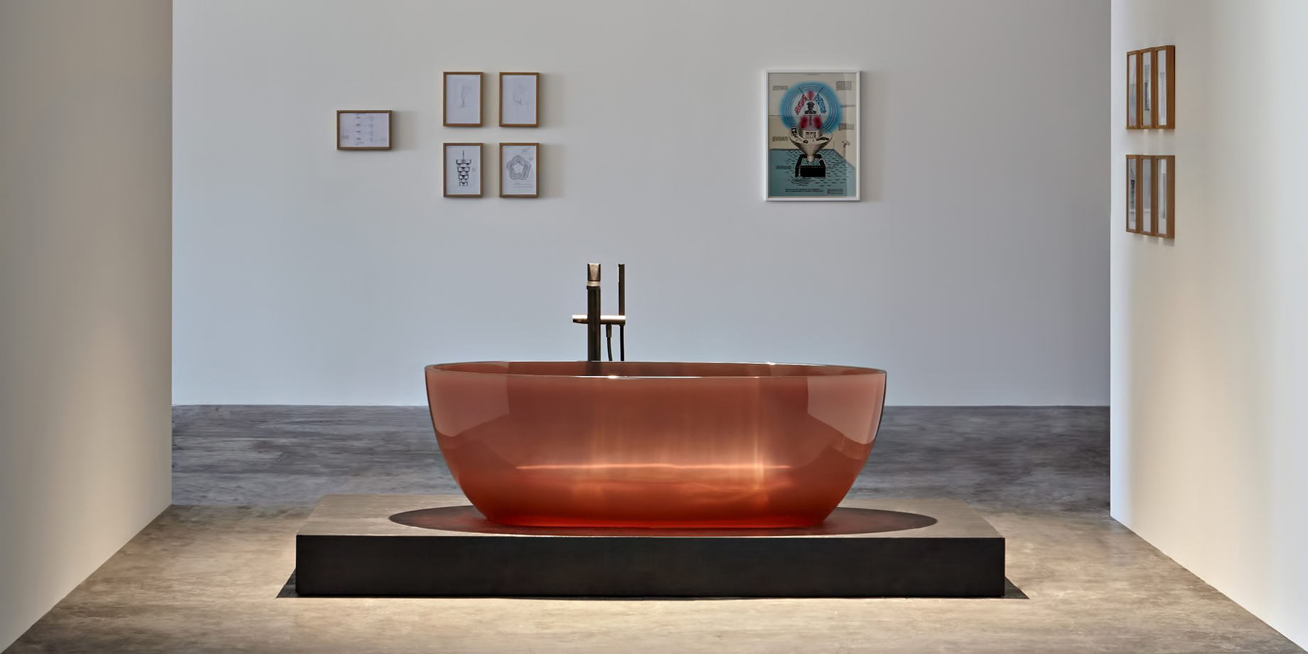 Transparent REFLEX Cristalmood Resin Luxury Bathtub by AL Studio - Ginger