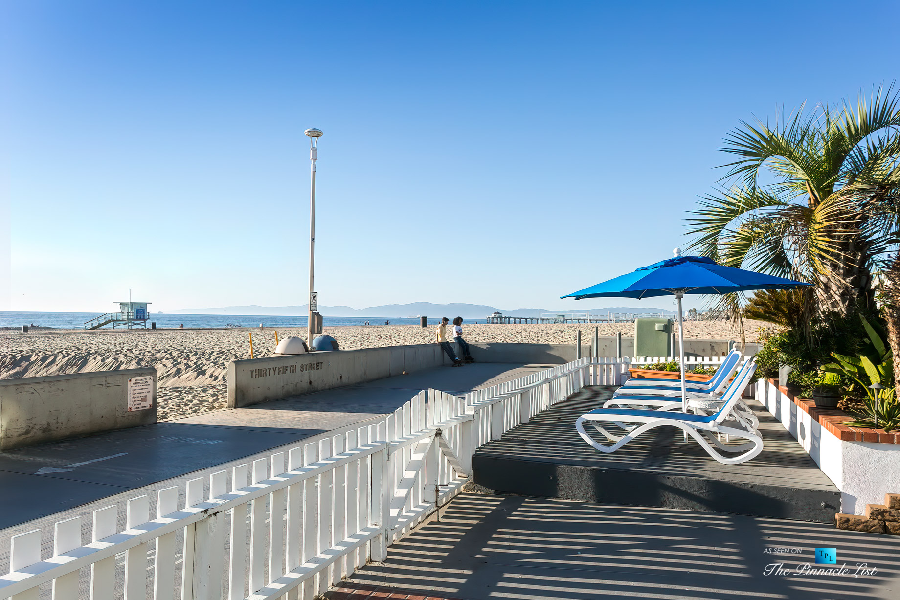 3500 The Strand, Hermosa Beach, CA, USA - Beachfront Sundeck – Luxury Real Estate – Original 90210 Beach House - Oceanfront Home