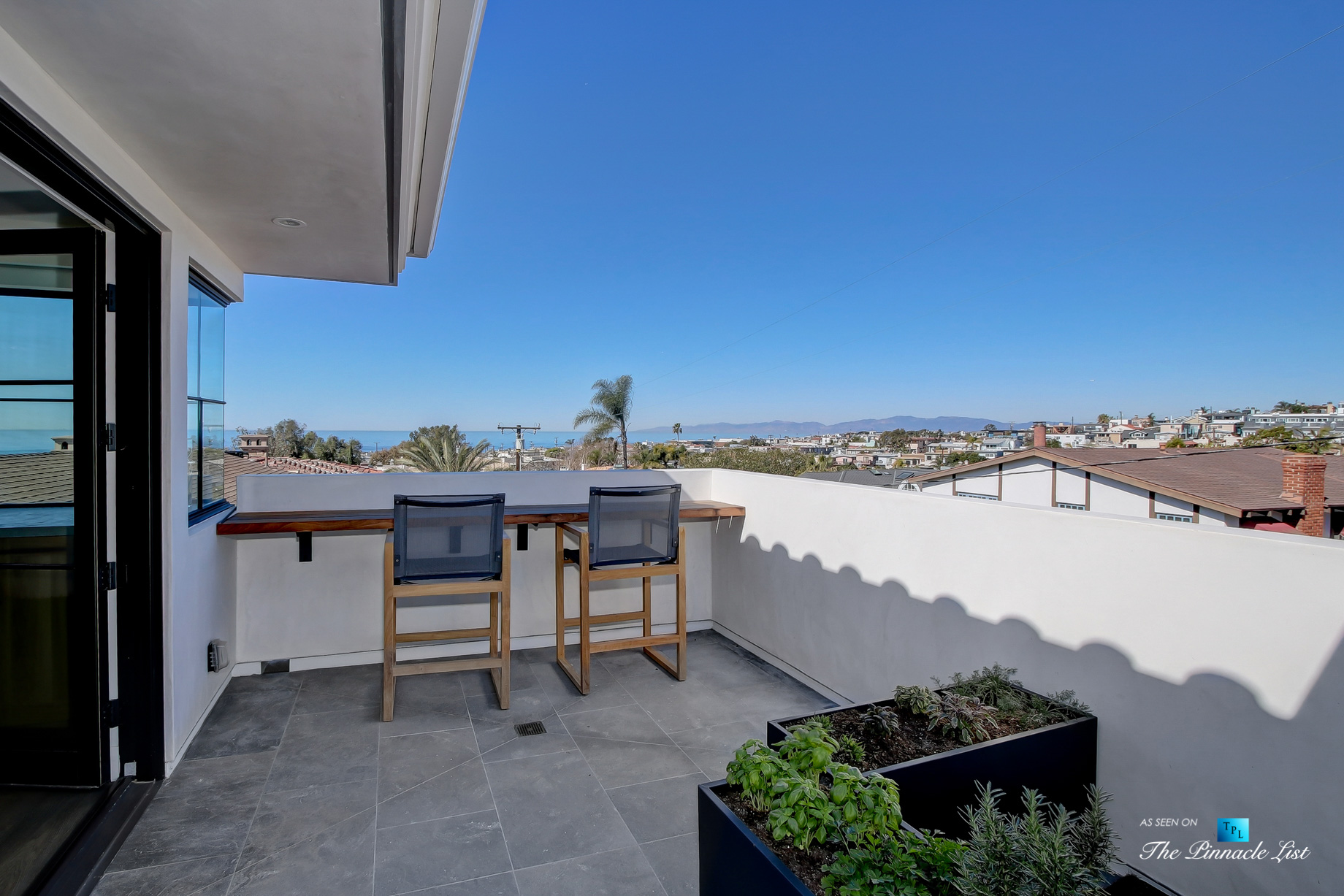 825 Highview Ave, Manhattan Beach, CA, USA - Upper Front Deck View - Luxury Real Estate - Modern Spanish Home