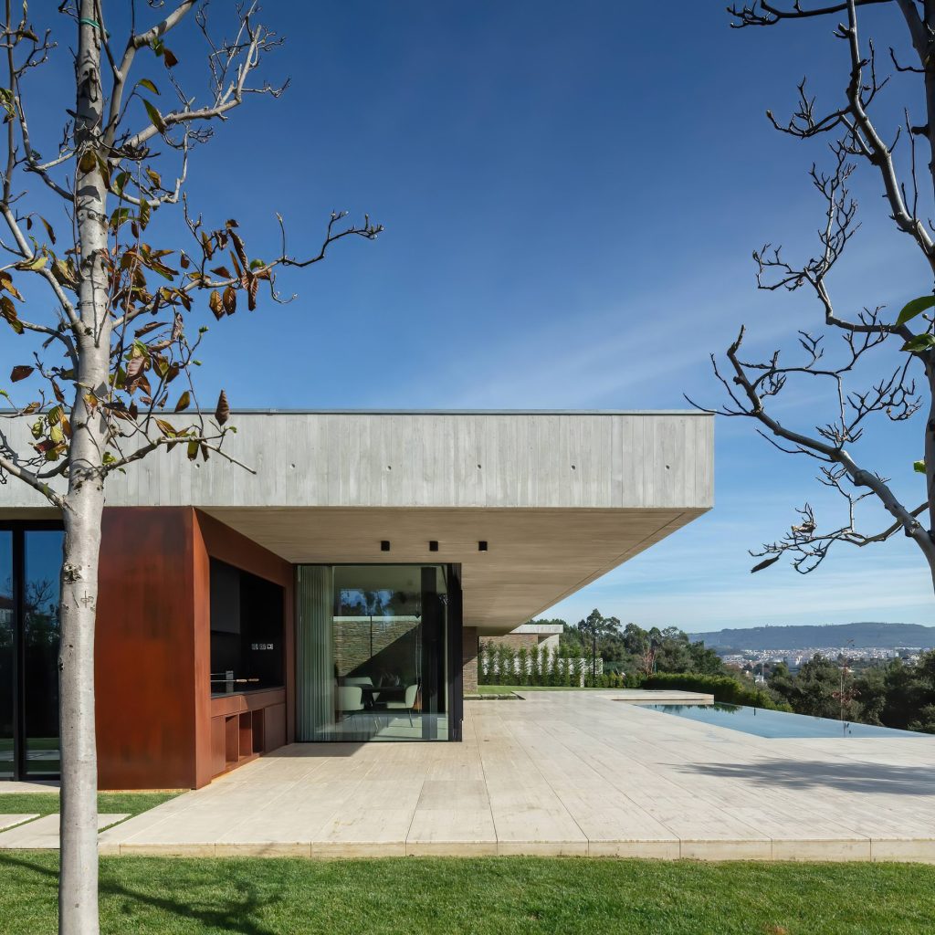 Cork Tree House Contemporary Residence - Braga, Portugal