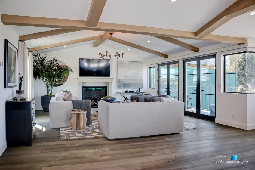 825 Highview Ave, Manhattan Beach, CA, USA - Luxurious Living Room - Luxury Real Estate - Modern Spanish Home