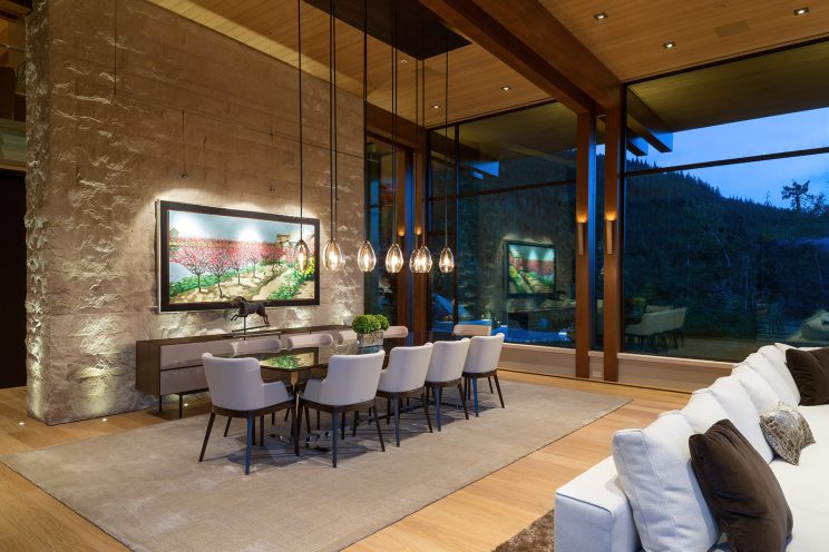 High Point Kadenwood Luxury Estate - High Point Dr, Whistler, BC, Canada