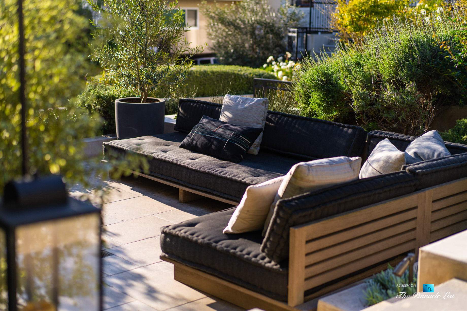 220 8th St, Manhattan Beach, CA, USA - Luxury Real Estate - Ocean View Dream Home - Outdoor Patio Lounge Seating