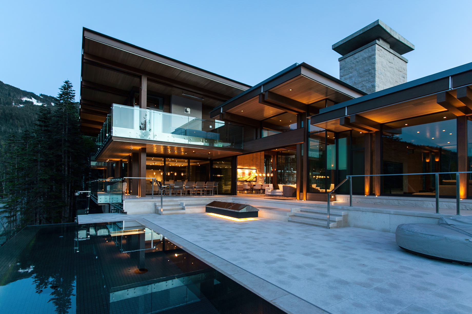 High Point Kadenwood Luxury Estate - High Point Dr, Whistler, BC, Canada