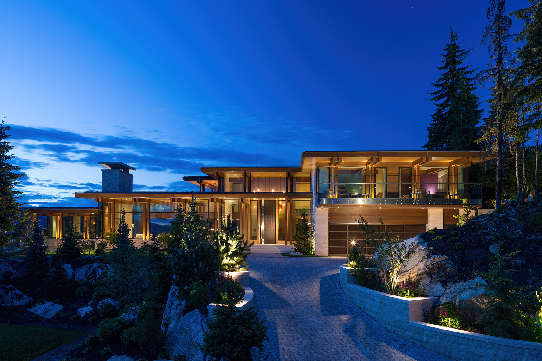 High Point Kadenwood Luxury Estate - High Point Dr, Whistler, BC, Canada