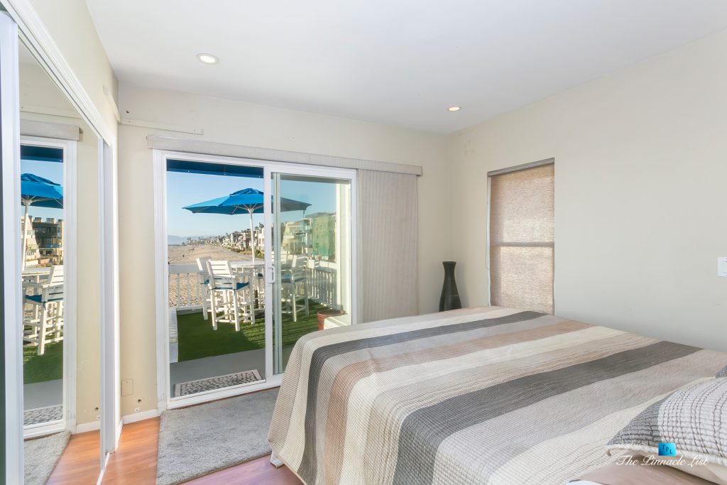 3500 The Strand, Hermosa Beach, CA, USA - Beachfront Bedroom – Luxury Real Estate – Original 90210 Beach House - Oceanfront Home