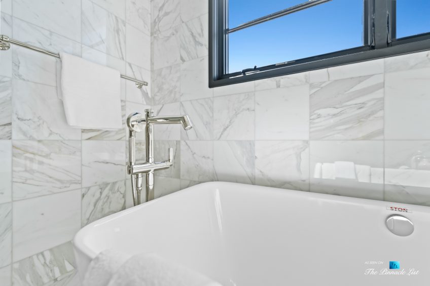 508 The Strand, Manhattan Beach, CA, USA - Master Bathroom Marble Interior - Luxury Real Estate - Oceanfront Home