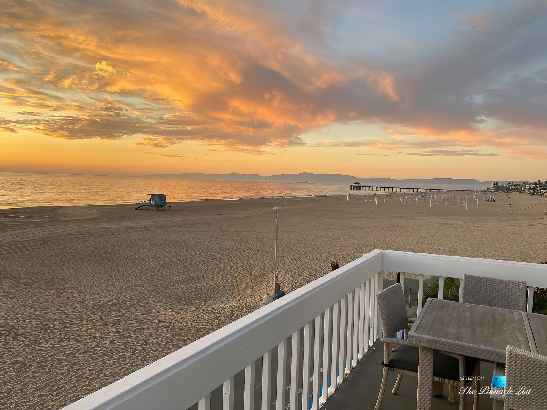 3500 The Strand, Hermosa Beach, CA, USA - Sunset Deck Beach View - Luxury Real Estate – Original 90210 Beach House
