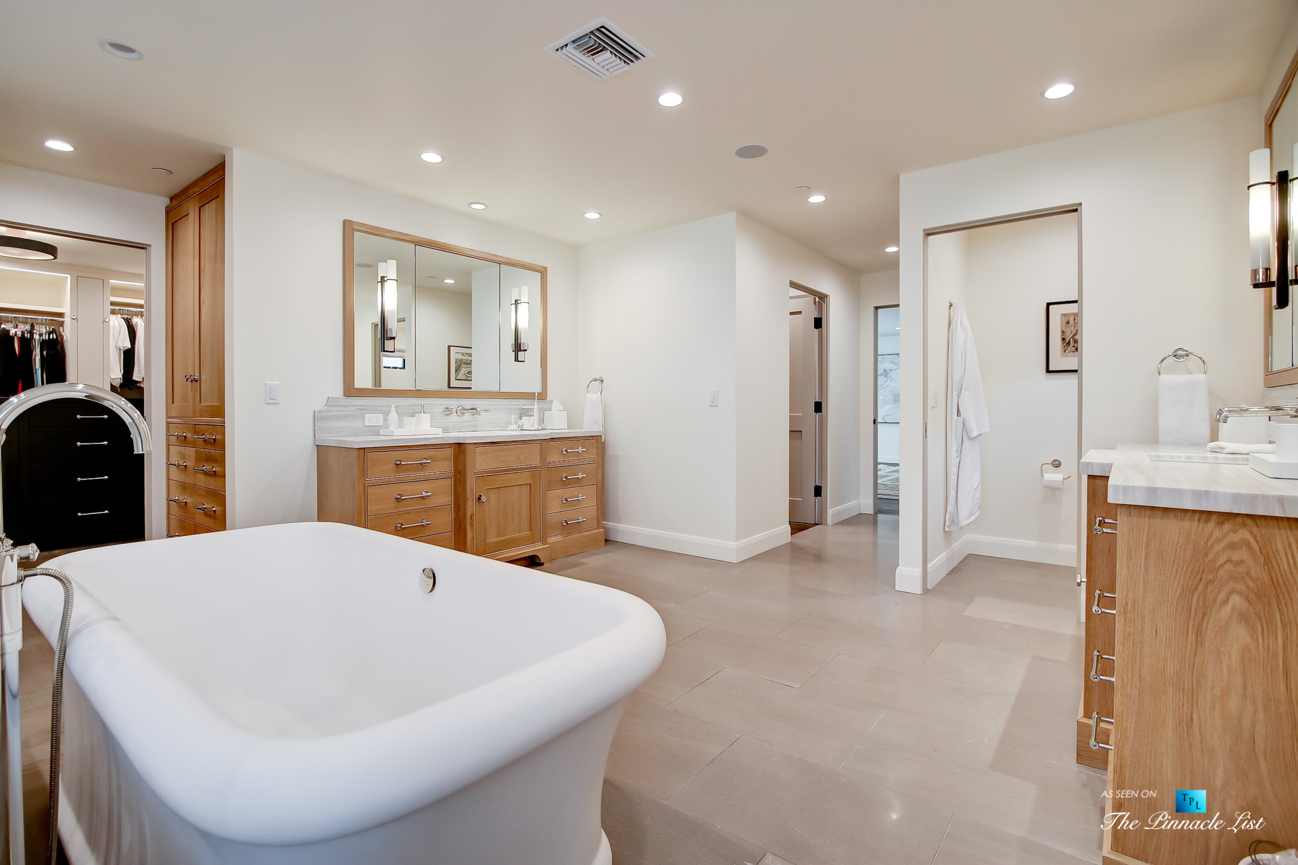 825 Highview Ave, Manhattan Beach, CA, USA – Master Bathroom Suite – Luxury Real Estate – Modern Spanish Home