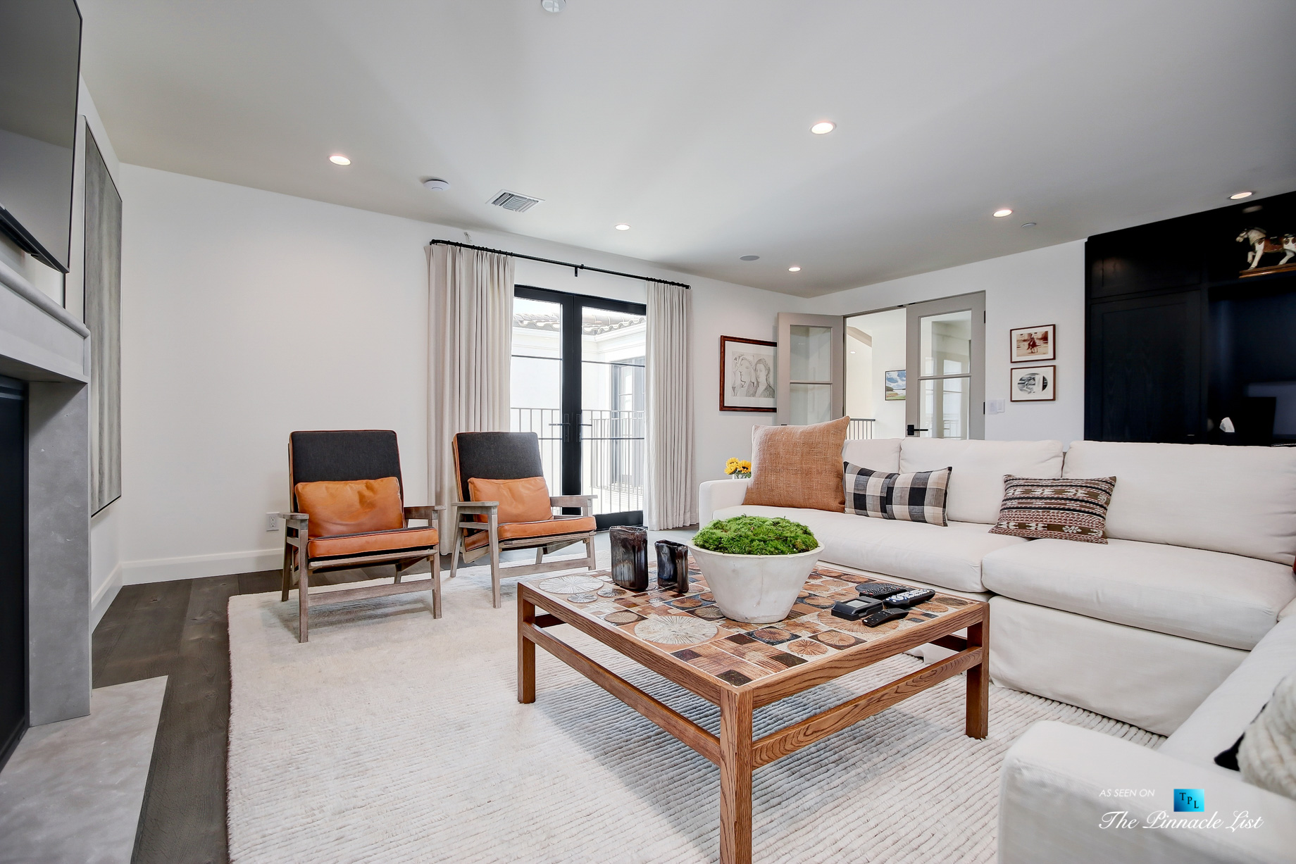 825 Highview Ave, Manhattan Beach, CA, USA – Private Den – Luxury Real Estate – Modern Spanish Home