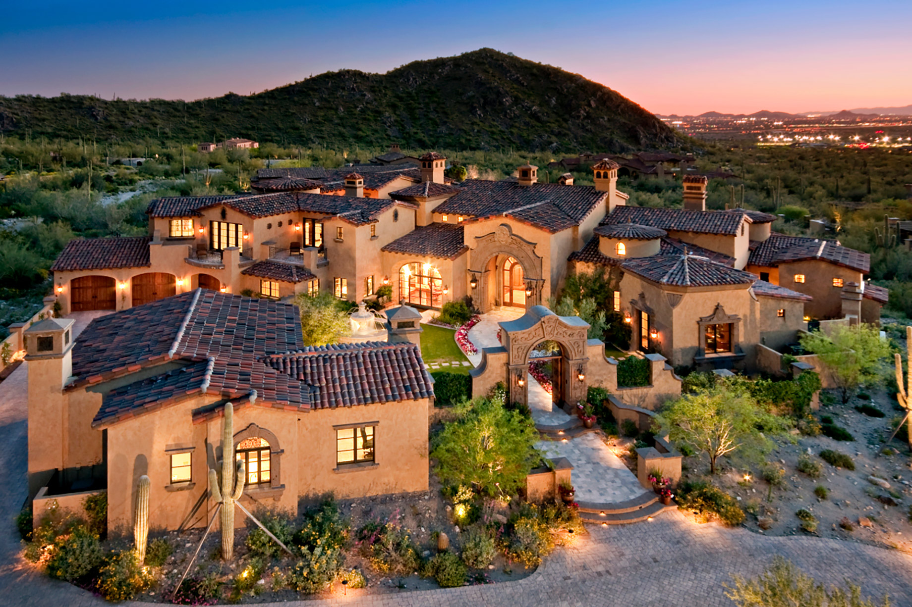 Scottsdale Luxury Real Estate - Arizona, USA