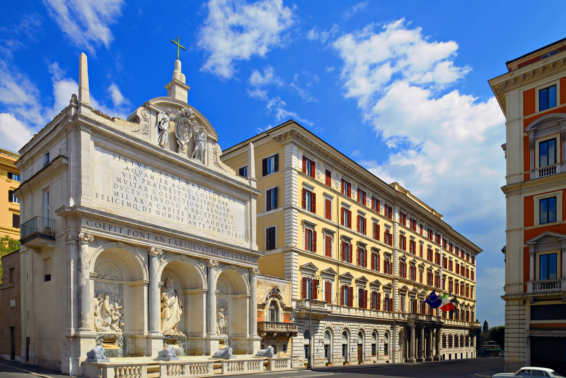 The St. Regis Rome Luxury Hotel – Rome, Italy – Hotel Facade Fountain ...