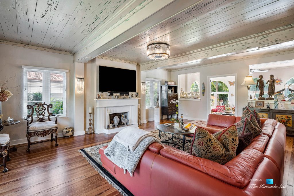 888 Oleander St, Boca Raton, FL, USA - Luxury Real Estate - Old Floresta Estate Home - Living Room