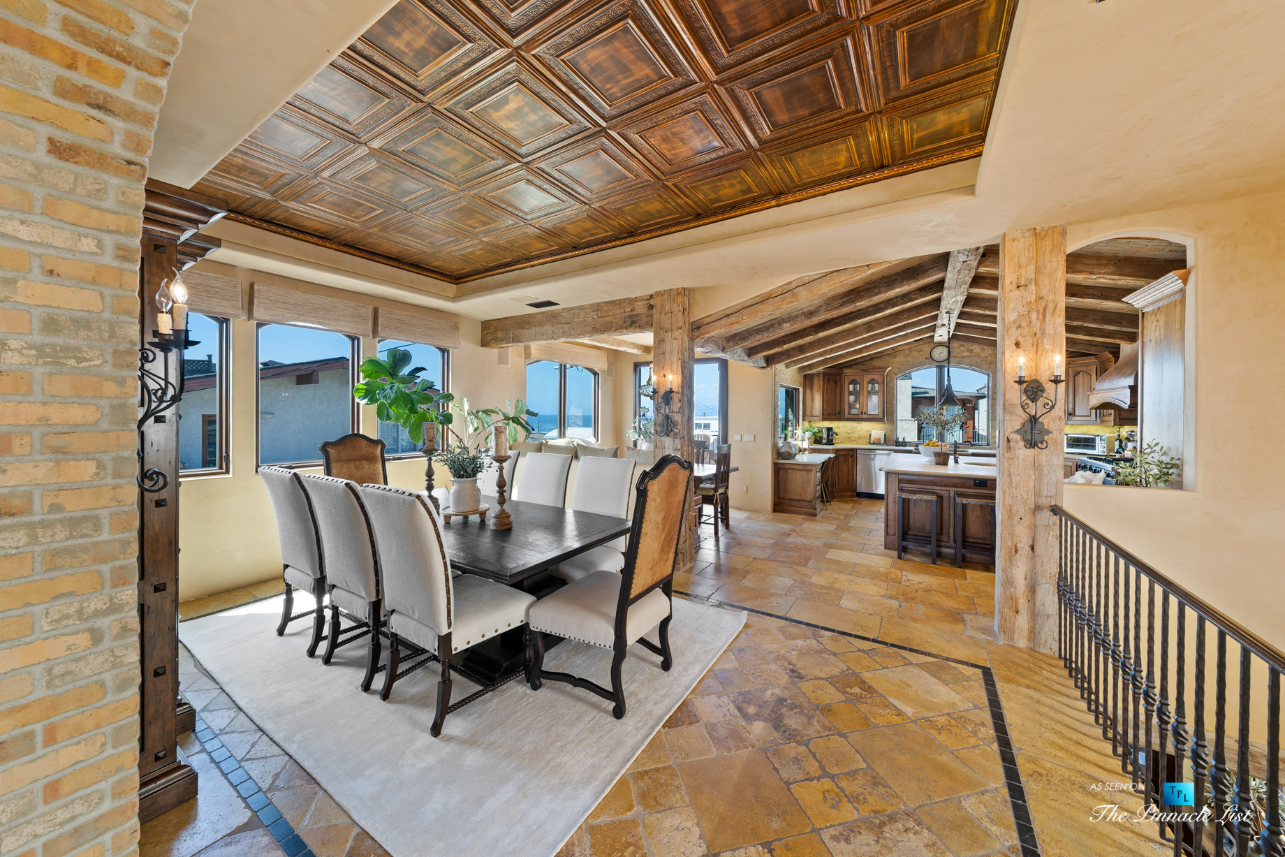 Authentic Luxury Coastal Villa - 216 7th St, Manhattan Beach, CA, USA - Dining Room and Kitchen