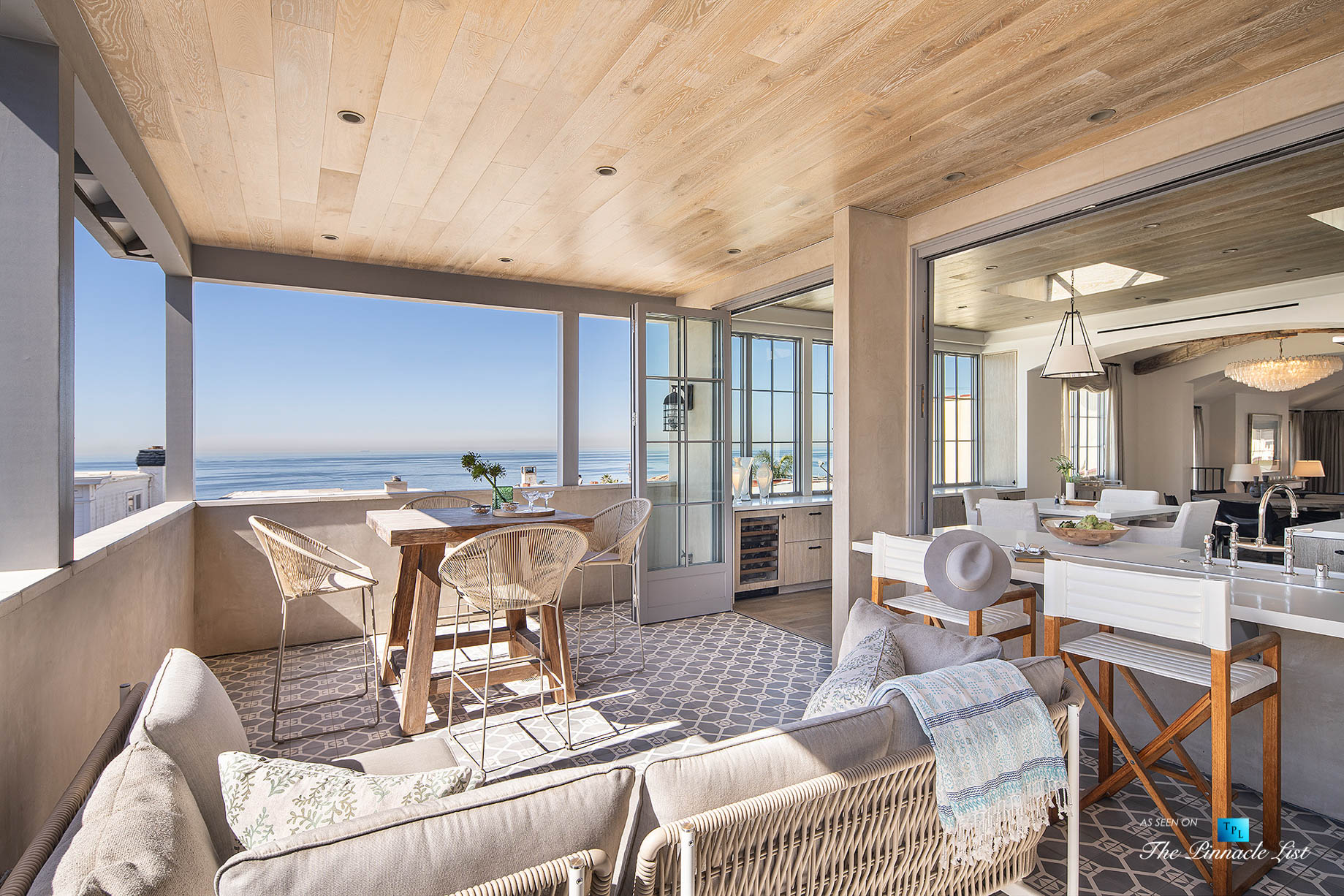 Exquisite Luxury Walk Street Home - 220 8th St, Manhattan Beach, CA, USA - Oceanview Deck