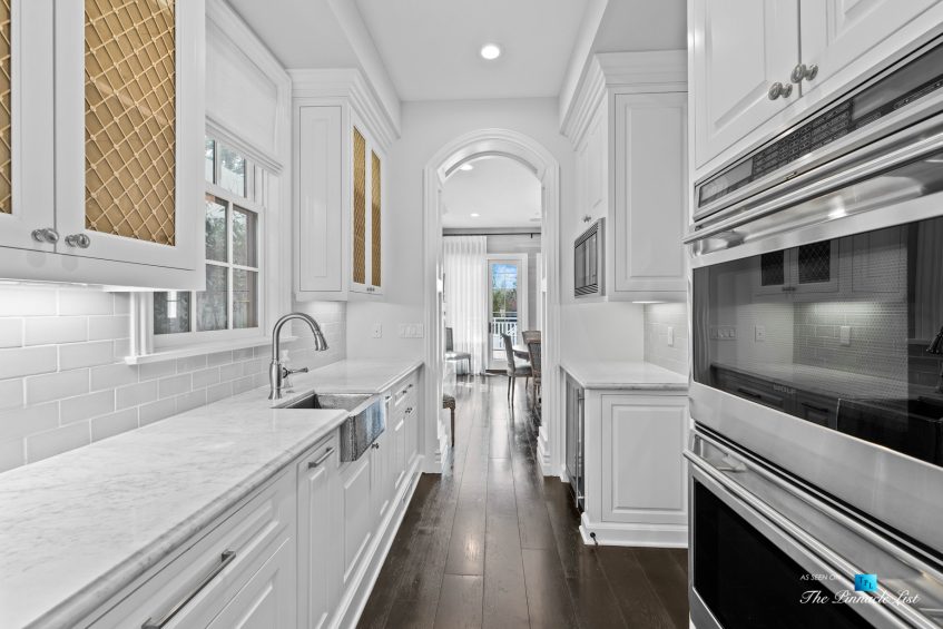 1412 Laurel Ave, Manhattan Beach, CA, USA - Kitchen