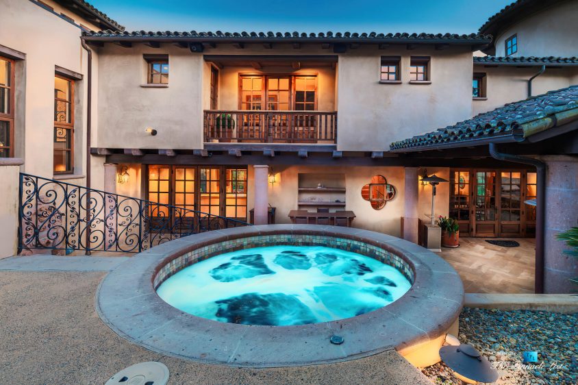 2667 Via De Los Ranchos, Los Olivos, CA, USA - Hot Tub