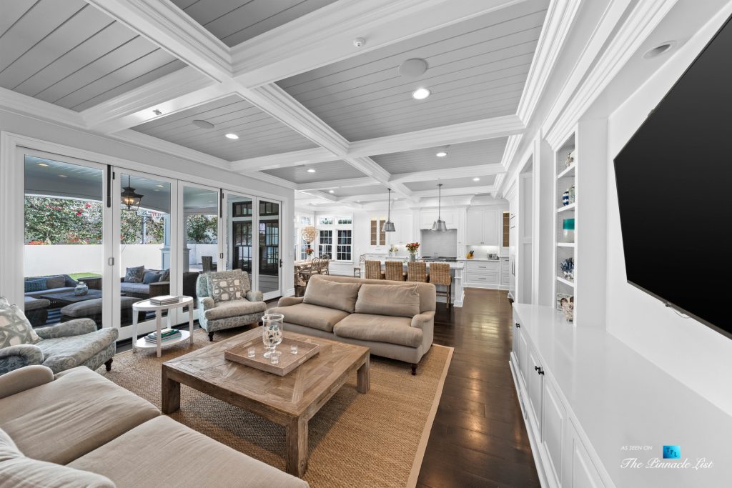 1412 Laurel Ave, Manhattan Beach, CA, USA - Living Room and Kithen