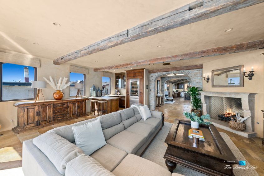 216 7th St, Manhattan Beach, CA, USA - Luxury Real Estate - Coastal Villa Home - Living Room with Summer Kitchen