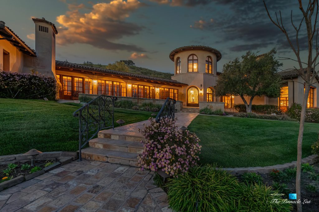 2667 Via De Los Ranchos, Los Olivos, CA, USA Exterior Front Sunset