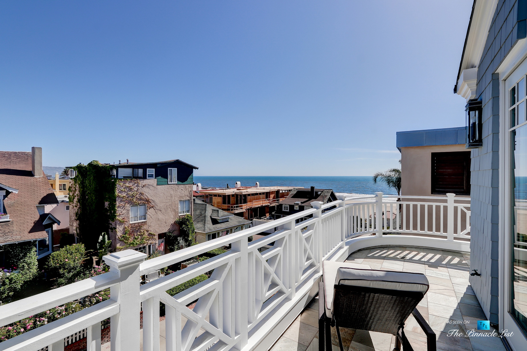 Coastal Oceanview Luxury Retreat - 125 8th St, Manhattan Beach, CA, USA - Balcony View