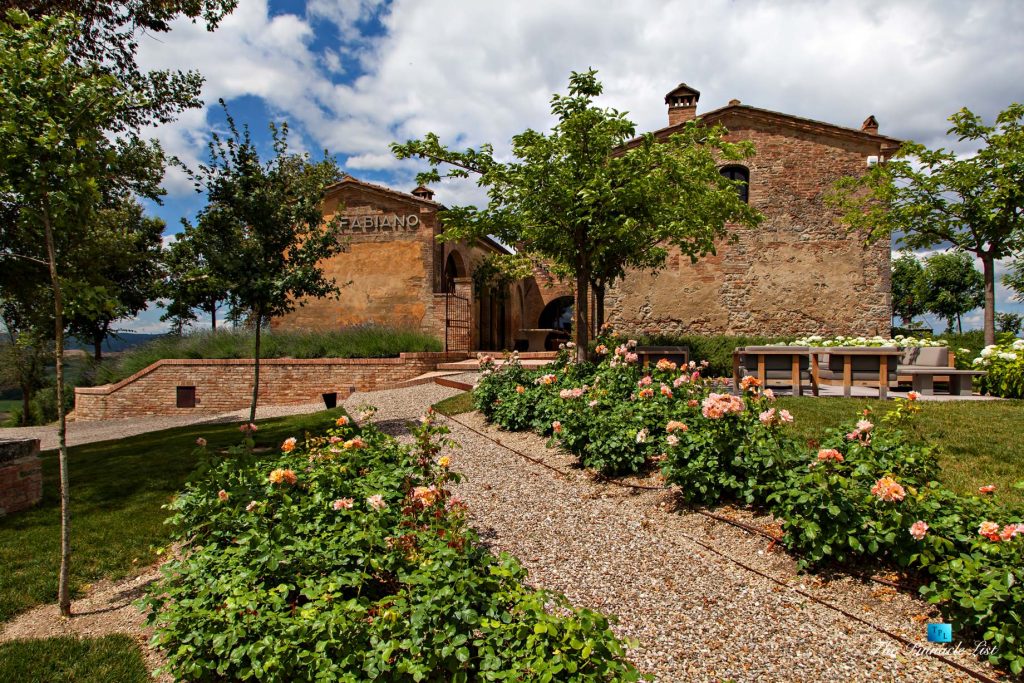 Historic Tuscan Villa - Podere Panico Estate, Monteroni d'Arbia, Siena, Tuscany, Italy - Entrance Pathway