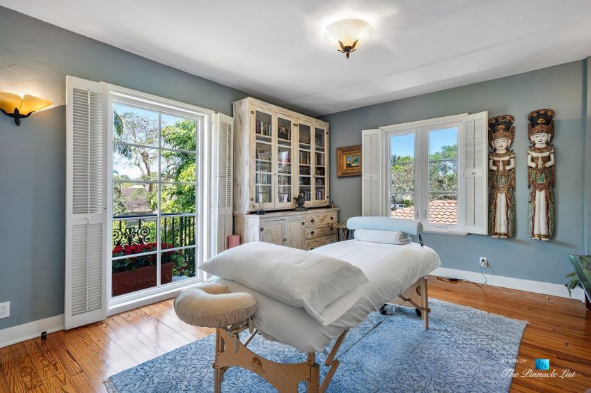 888 Oleander St, Boca Raton, FL, USA - Luxury Real Estate - Old Floresta Estate Home - Massage Room