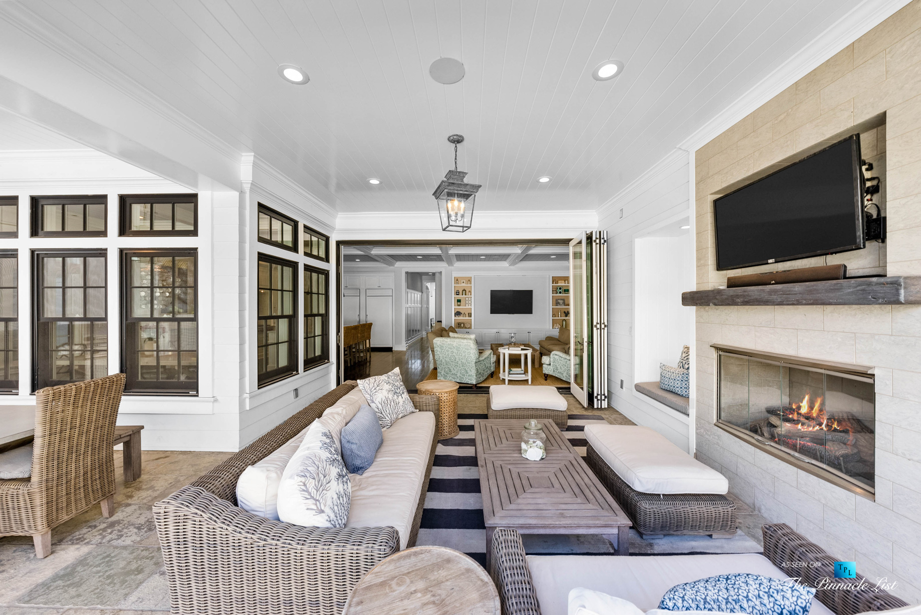 1412 Laurel Ave, Manhattan Beach, CA, USA – Backyard Outdoor Lounge and Living Room