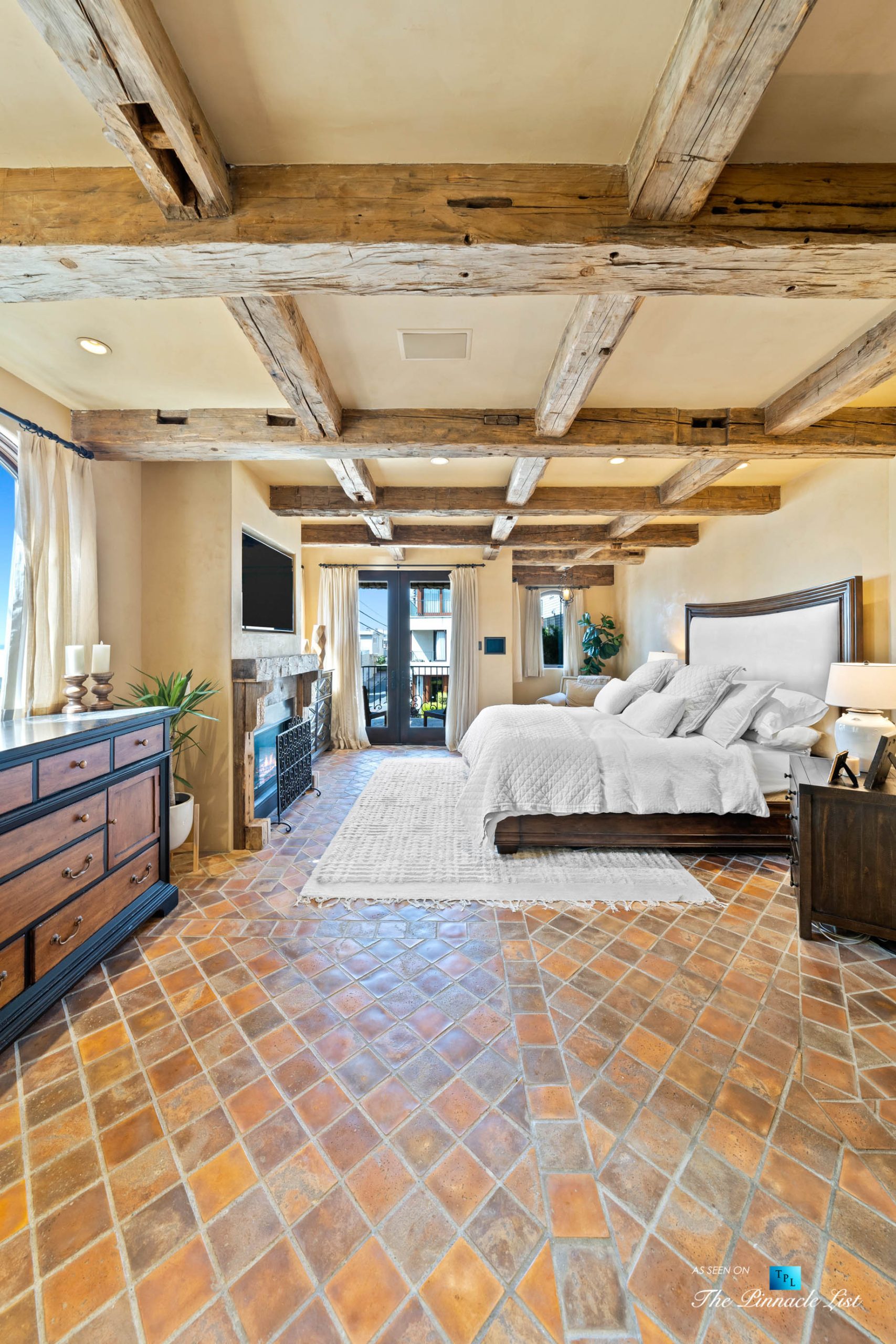 216 7th St, Manhattan Beach, CA, USA - Luxury Real Estate - Coastal Villa Home - Master Bedroom View