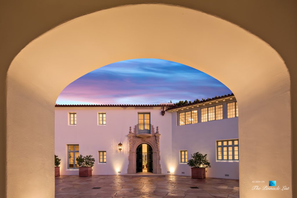 Hollywood Hills Luxury Estate - 9240 Robin Dr, Los Angeles, CA, USA - Night Entrance Arch