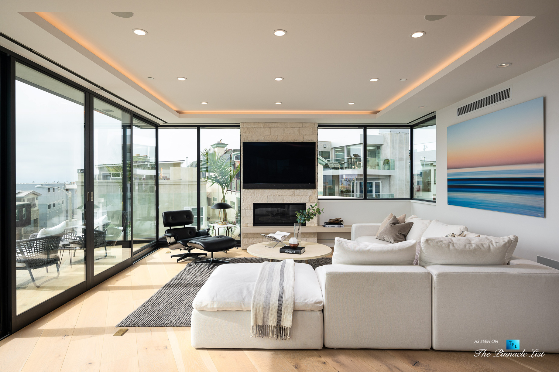 Ultra Modern Luxury Residence – 2016 Ocean Dr, Manhattan Beach, CA, USA – Living Room