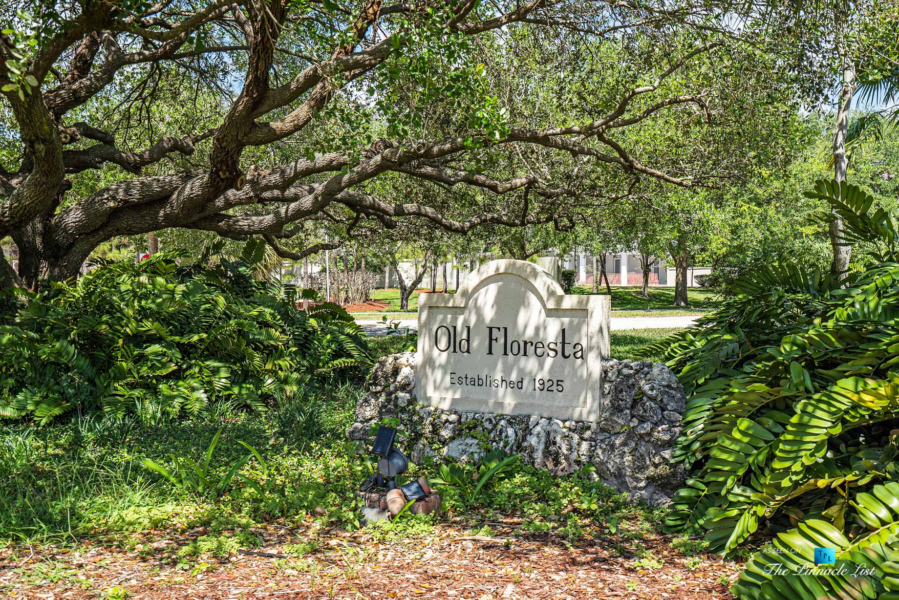 888 Oleander St, Boca Raton, FL, USA – Luxury Real Estate – Old Floresta Historic District