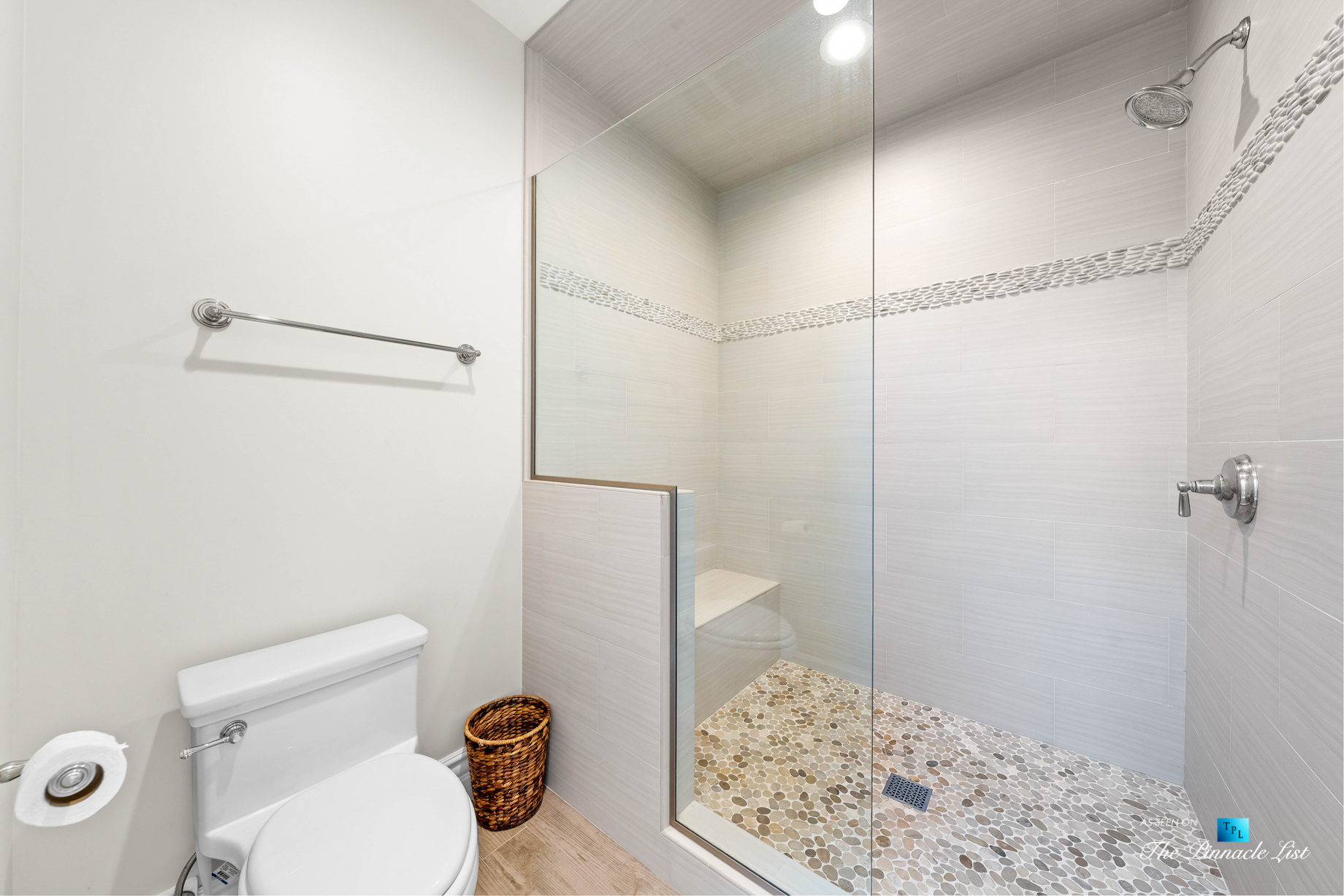 1412 Laurel Ave, Manhattan Beach, CA, USA – Bathroom Shower