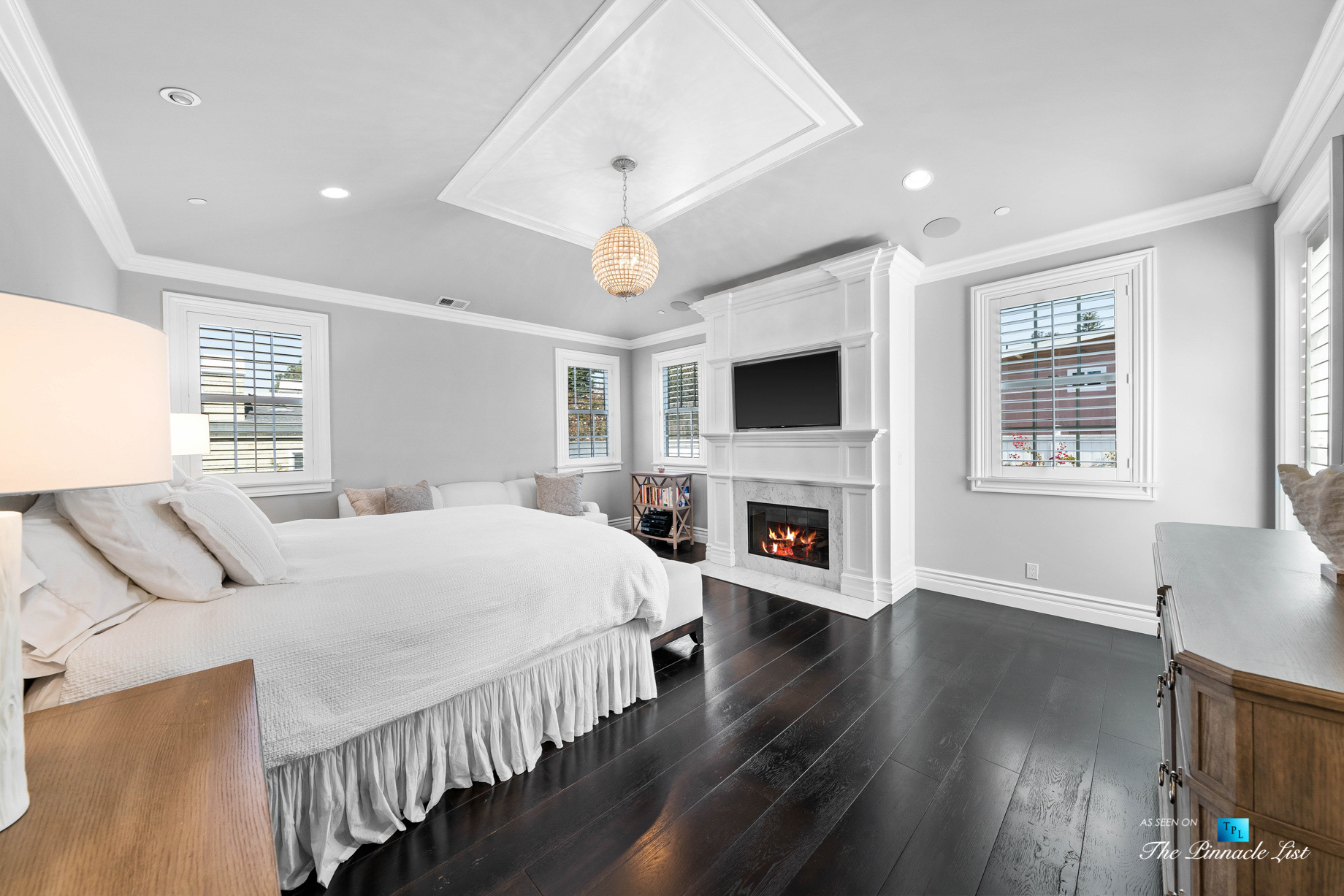 Authentic East Coast Cape Cod Style Home – 1412 Laurel Ave, Manhattan Beach, CA, USA – Master Bedroom