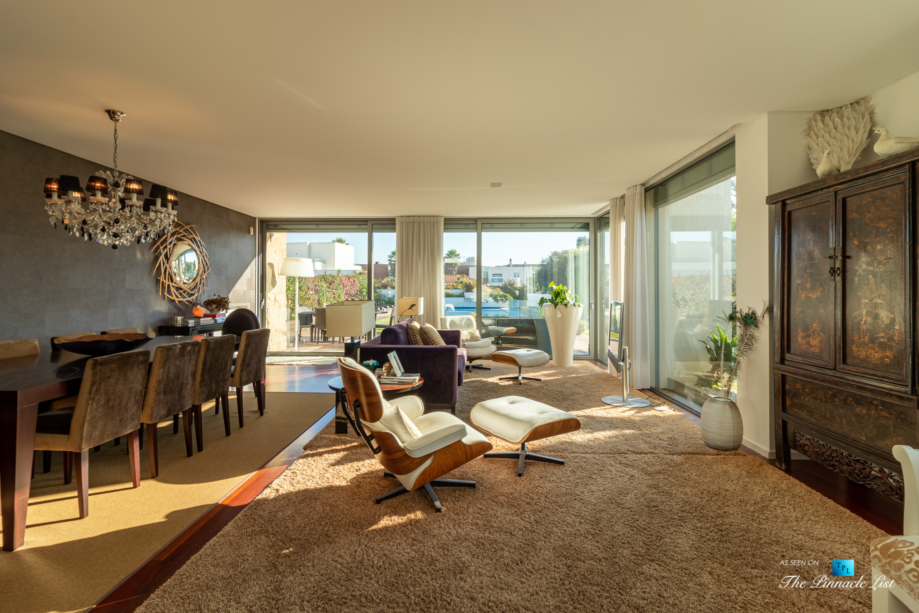 Francelos Beach T5 Luxury Villa – Vila Nova de Gaia, Porto, Portugal – Living and Dining Room