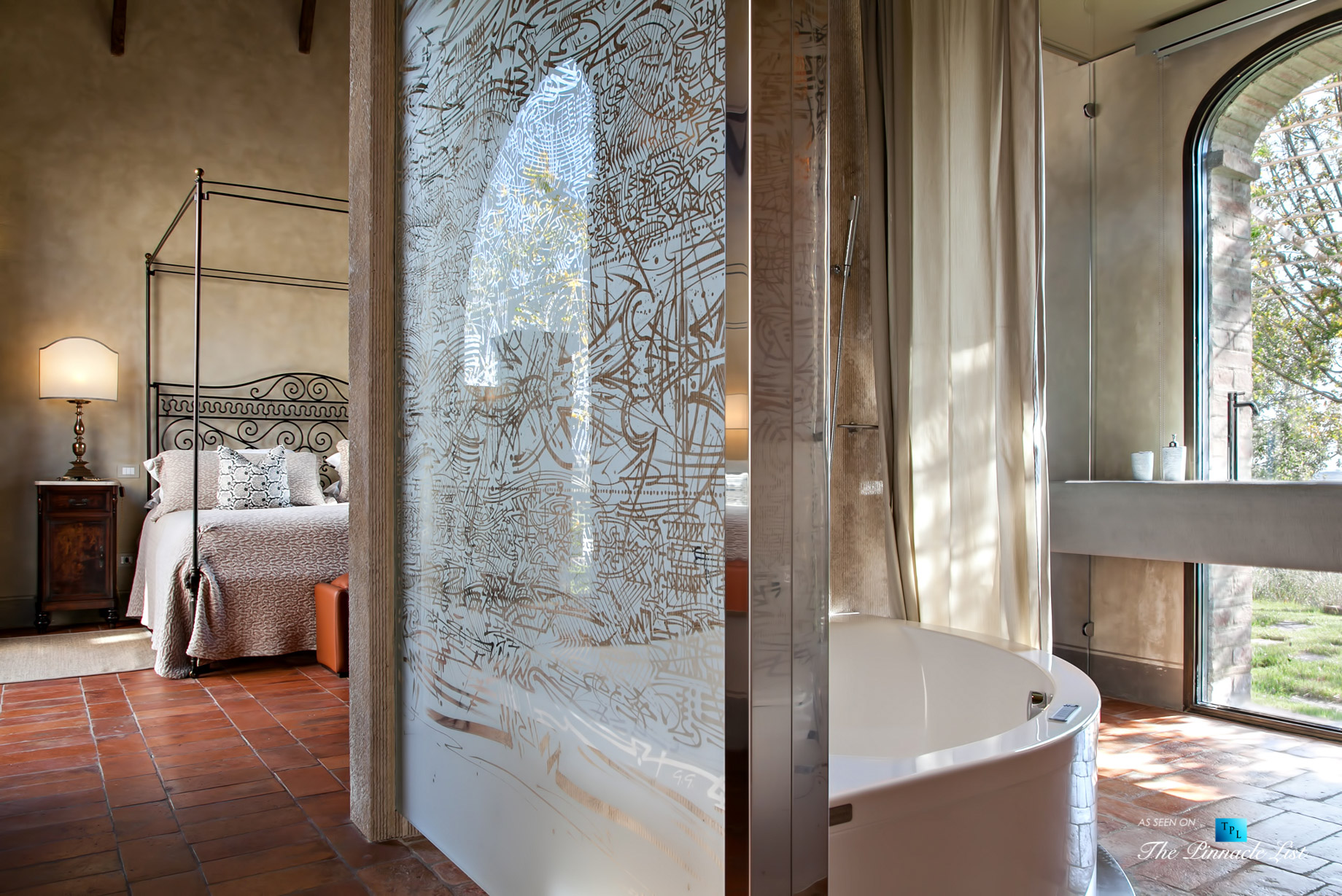 aHistoric Tuscan Villa – Podere Panico Estate, Monteroni d’Arbia, Siena, Tuscany, Italy – Master Bathroom