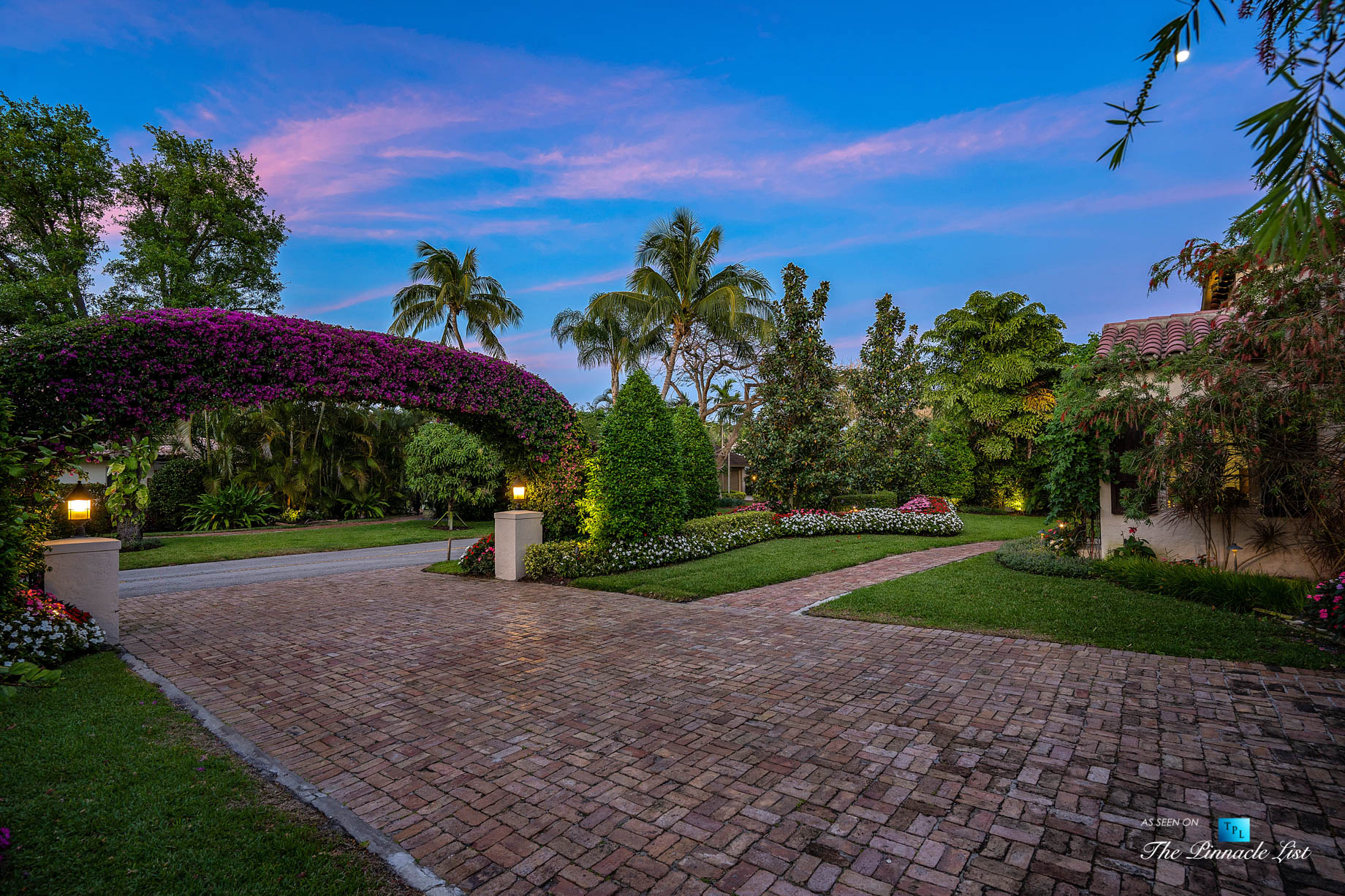 888 Oleander St, Boca Raton, FL, USA – Luxury Real Estate – Old Floresta Estate Home – Sunset Driveway View