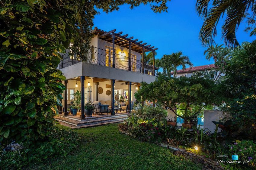 888 Oleander St, Boca Raton, FL, USA - Luxury Real Estate - Old Floresta Estate Home - Sunset Backyard Property View
