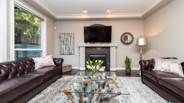 2366 Sunnyside Rd, Anmore, BC, Canada - Living Room Fireplace