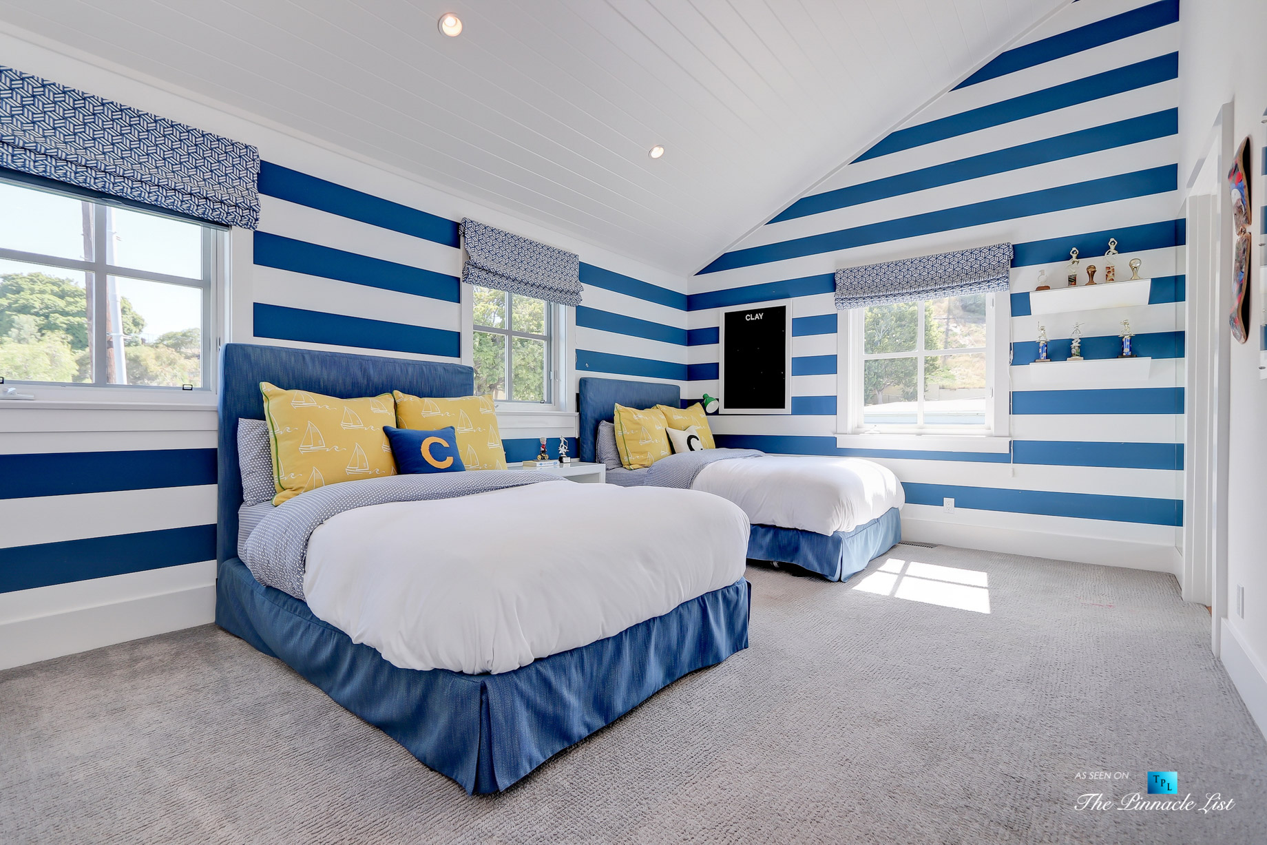 Tree Section Modern Farmhouse - 570 27th Street, Manhattan Beach, CA, USA - Bedroom