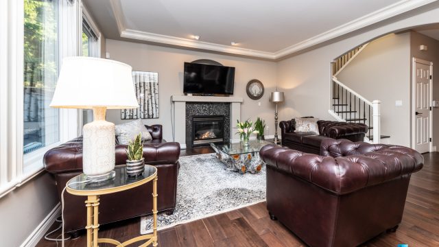 2366 Sunnyside Rd, Anmore, BC, Canada - Living Room Fireplace