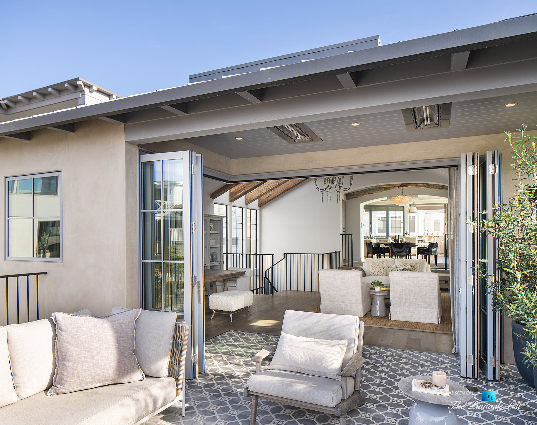 Exquisite Luxury Walk Street Home – 220 8th St, Manhattan Beach, CA, USA – Private Outdoor Deck