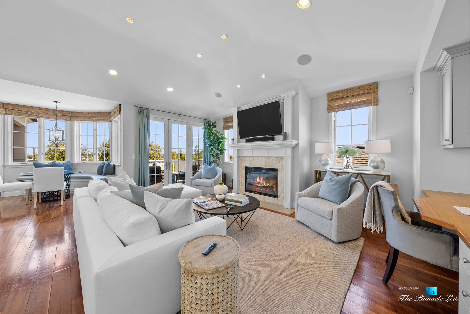 877 8th Street, Manhattan Beach, CA, USA - Living Room