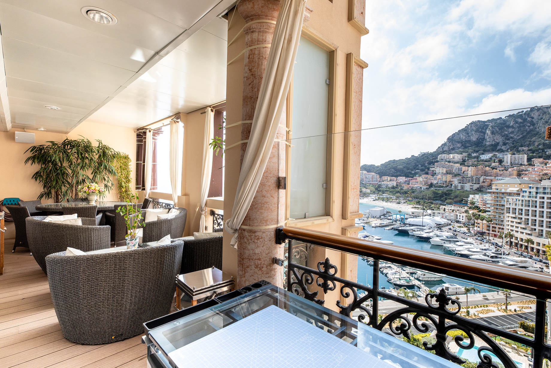 Seaside Plaza Monaco Luxury Apartment For Sale in Fontvieille, Principality of Monaco
