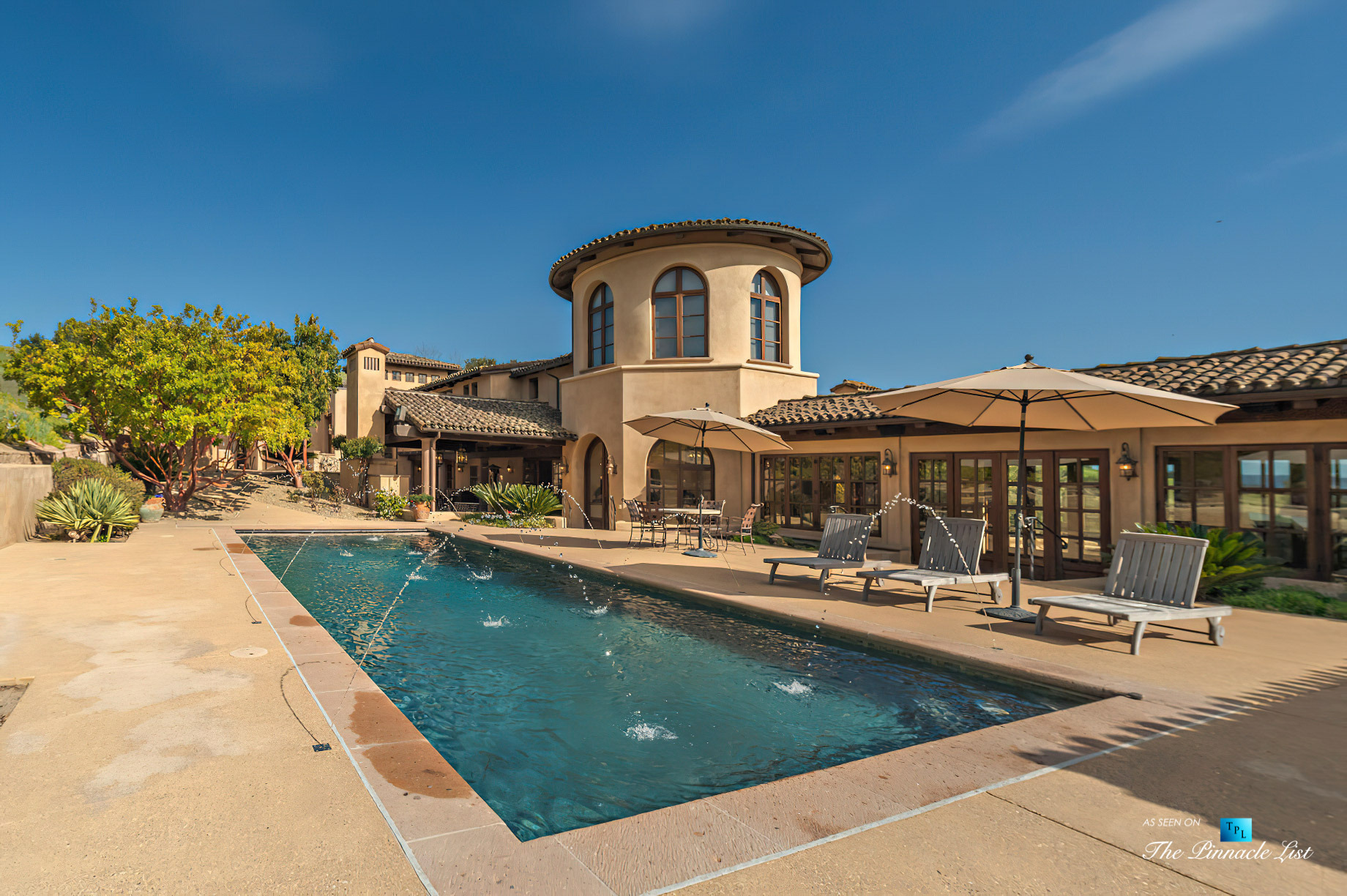 Spectacular 251 Acre Twin Oak Ranch – 2667 Via De Los Ranchos, Los Olivos, CA, USA – Italian Villa Residence Exterior Pool