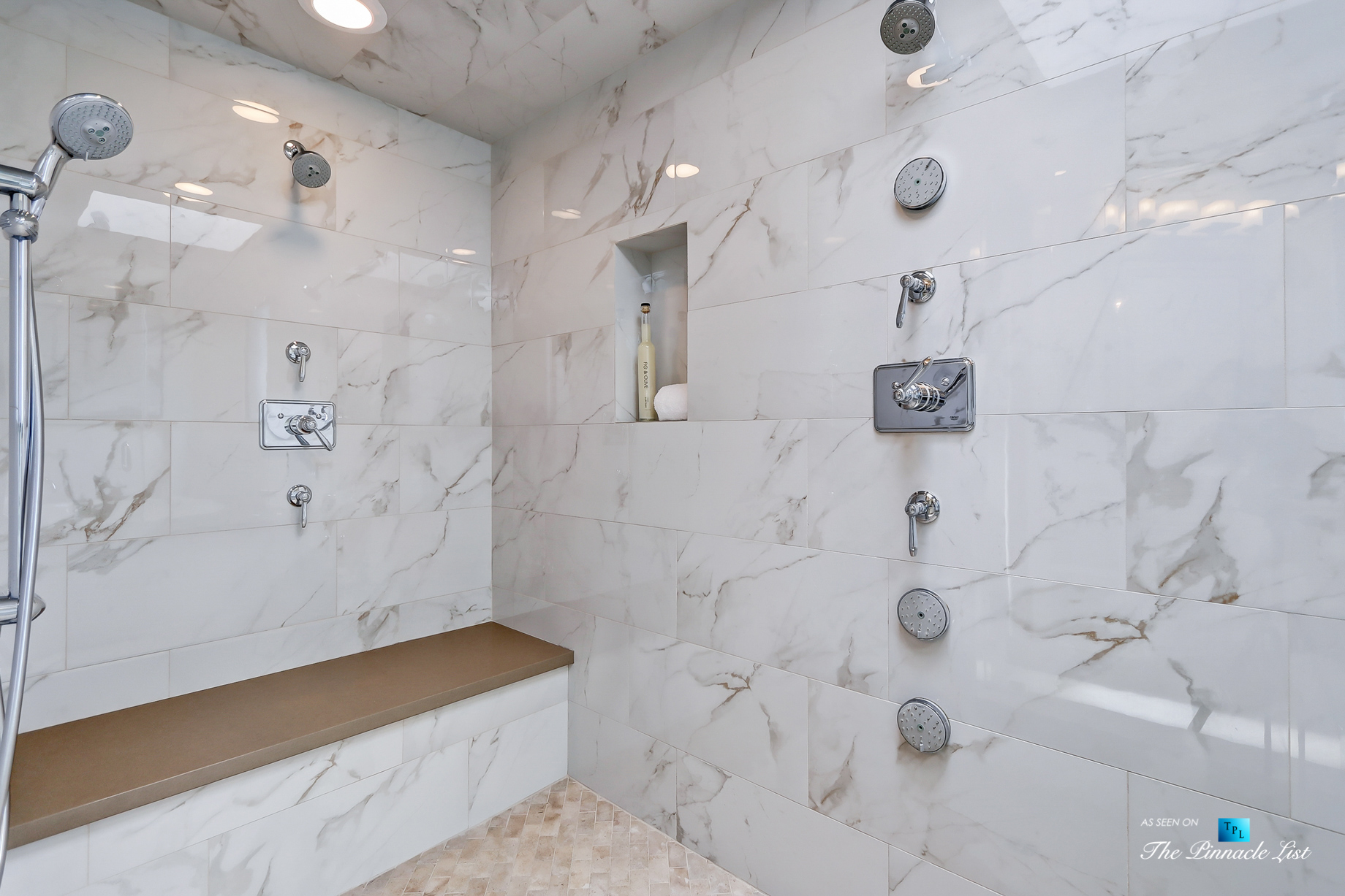 853 10th Street, Manhattan Beach, CA, USA – Master Bathroom Shower