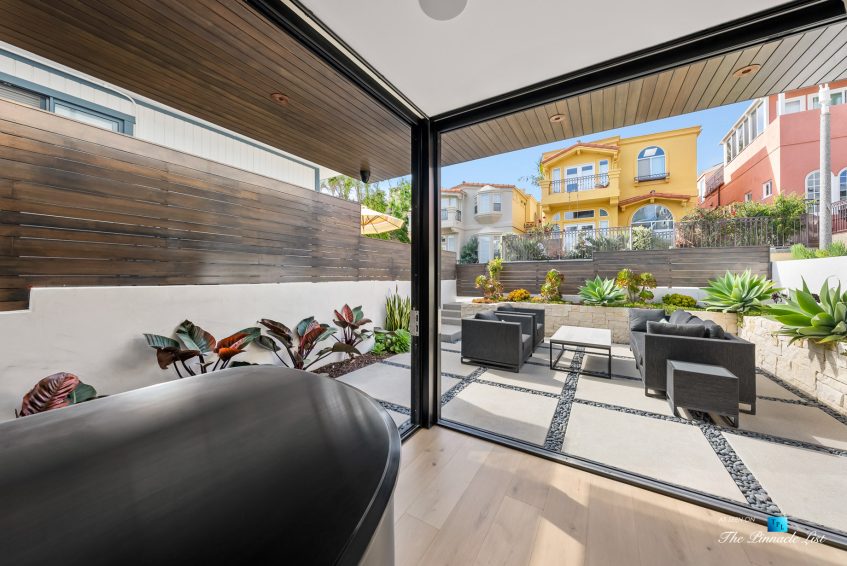 246 30th Street, Hermosa Beach, CA, USA - Lower Patio