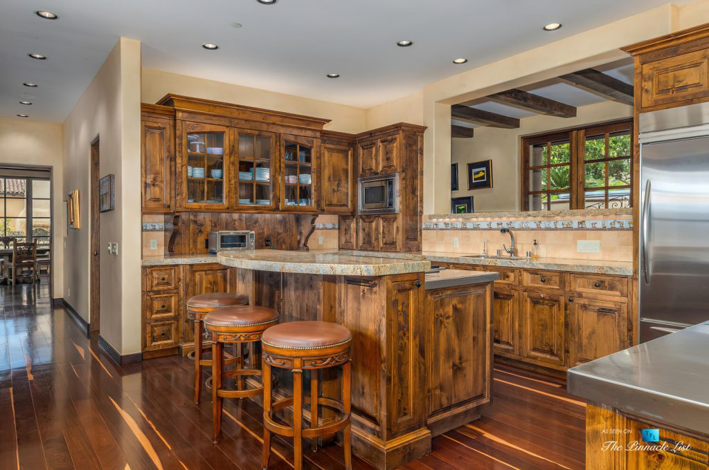 Spectacular 251 Acre Twin Oak Ranch - 2667 Via De Los Ranchos, Los Olivos, CA, USA - Italian Villa Residence Kitchen