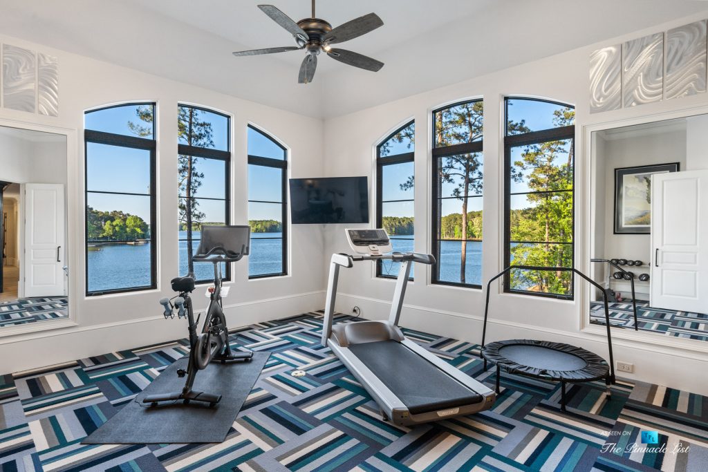 Lake Oconee Waterfront Mansion - 1200 Parrotts Cove Rd, Greensboro, GA, USA